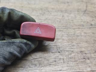 кнопка аварийной сигнализации Alfa Romeo 156 1 поколение 1999, 2.0 л., AR 32301, бензин, МКПП, седан
