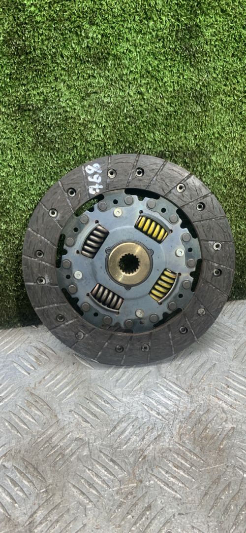 диск сцепления Suzuki Baleno 1 поколение 1997, 1.6 л., бензин, МКПП, универсал - фото №1