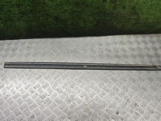 молдинг двери передней левой Opel Corsa B 1998, 1.0 л., X 10 XE, бензин, МКПП, хетчбэк 3 дв.