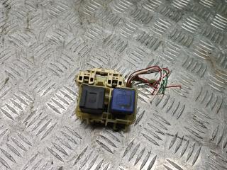 блок предохранителей Toyota Corolla 7 поколение (E100) 1995, 1.3 л., 4E-FE, бензин, МКПП, хетчбэк 3 дв., 81980, 02010