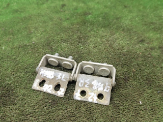 петля крышки багажника Mazda 323 5 поколение 1998, 1.5 л., бензин, МКПП, хетчбэк 3 дв.