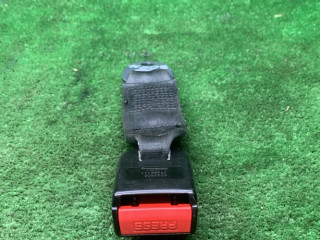 замок ремня безопасности Renault Duster 1 поколение [рестайлинг] 2017, 2.0 л., бензин, МКПП, внедорожник 5 дв., полный привод