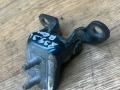 петля двери Toyota Avensis 1 поколение (T220) 1998, 2.0 л., дизель, МКПП, седан - фото №2