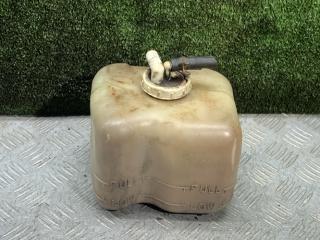 бачок расширительный Mitsubishi Pajero 2 поколение 1996, 3.0 л., бензин, АКПП, внедорожник 5 дв.