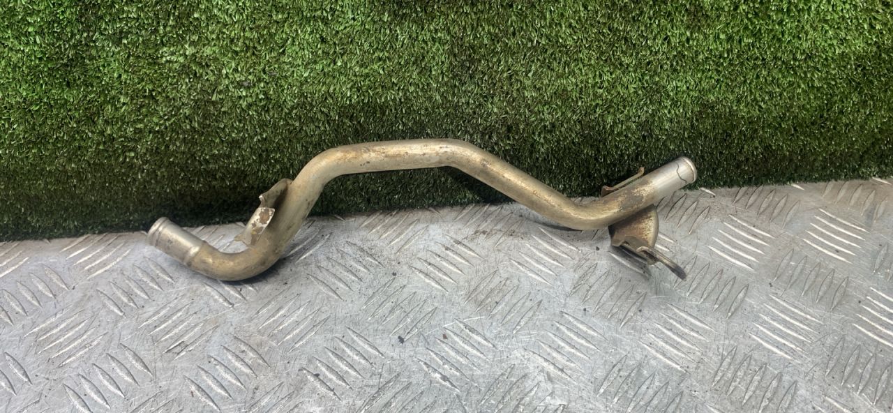 трубка охлаждающей жидкости Toyota Picnic 1 поколение XM10 2001, 2.2 л., 3C-TE, дизель, МКПП, минивэн - фото №1