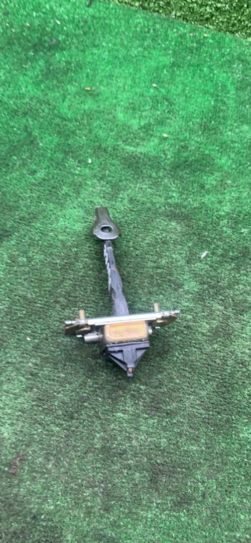 ограничитель открывания двери Great Wall Hover 1 поколение 2008, 2.4 л., бензин, МКПП, внедорожник 5 дв. - фото №1