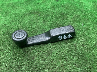 ручка стеклоподъемника Lada 2121 Niva 1 поколение [рестайлинг] 2013, 1.7 л., бензин, МКПП, внедорожник 5 дв.