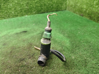 насос (моторчик) омывателя стекла Citroen Xantia 1 поколение [рестайлинг] 2000, 1.8 л., бензин, МКПП, хетчбэк 5 дв.