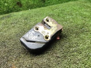 замок двери задней левой Chrysler 300M 1 поколение 2002, 3.5 л., бензин, АКПП, седан