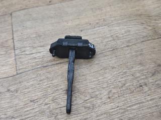 ограничитель открывания двери Hyundai Santamo 1 поколение 1997, 2.0 л., бензин, МКПП, минивэн