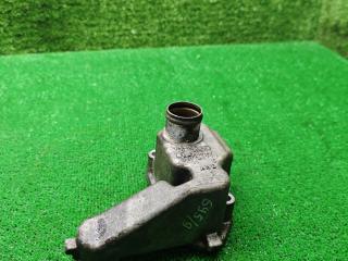 фланец (тройник) системы охлаждения Volkswagen Passat B4 1995, 2.0 л., бензин, МКПП, 027103773