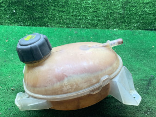 бачок расширительный Renault Duster 1 поколение [рестайлинг] 2017, 2.0 л., бензин, МКПП, внедорожник 5 дв., полный привод, 217100680R