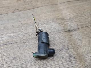 насос (моторчик) омывателя стекла Ford Focus 1 поколение [рестайлинг] 2005, 1.8 л., FFDA, дизель, МКПП, универсал