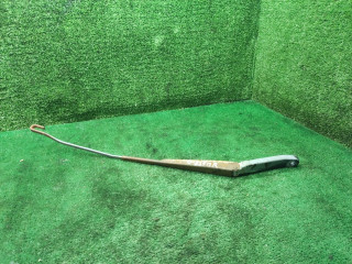 щеткодержатель (поводок стеклоочистителя, дворник) Honda Accord 6 поколение 1999, 1.6 л., бензин, МКПП, хетчбэк 5 дв.