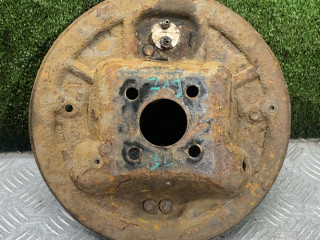 защитный кожух тормозного механизма Renault Logan 1 поколение 2008, 1.6 л., бензин, МКПП, универсал