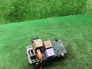 блок предохранителей Renault Megane 1 поколение 1997, 1.6 л., бензин, МКПП, хетчбэк 5 дв.