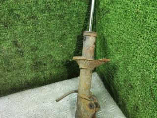 амортизатор передний правый Nissan Almera N15 1998, 1.4 л., бензин, МКПП, хетчбэк 3 дв.