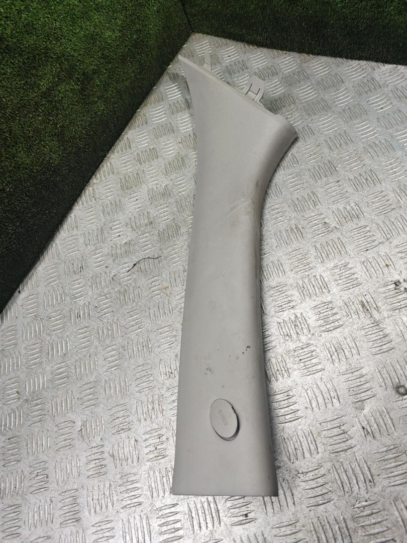 обшивка стойки Kia Sportage 3 поколение 2011, 2.0 л., бензин, АКПП, внедорожник 5 дв., полный привод - фото №1