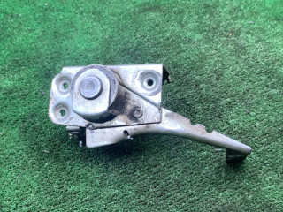 замок двери передней правой Lada 2121 Niva 1 поколение [рестайлинг] 2013, 1.7 л., бензин, МКПП, внедорожник 5 дв., 21216105012