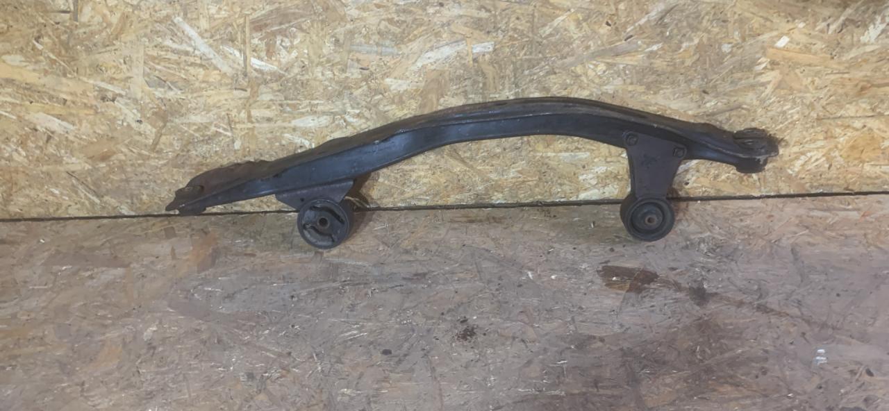 балка подвески передняя (подрамник) Hyundai Santamo 1 поколение 1997, 2.0 л., бензин, МКПП, минивэн - фото №1