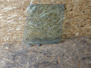 стекло двери задней правой Opel Frontera A 1992, 2.4 л., бензин, МКПП, внедорожник 5 дв.