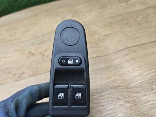 блок управления стеклоподъемниками Lada Granta 1 поколение 2017, 1118370981010