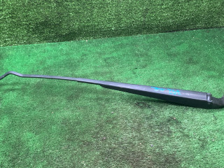 щеткодержатель (поводок стеклоочистителя, дворник) Chrysler Voyager 4 поколение 2002, 2.4 л., бензин, МКПП, минивэн