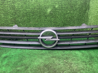 решетка радиатора Opel Sintra 1 поколение 1997, 2.2 л., X 22 XE, бензин, МКПП, минивэн