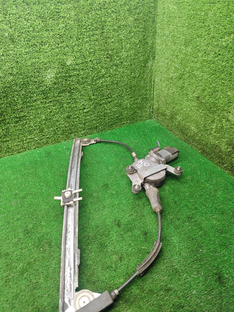 стеклоподъемник электрический передний левый Fiat Palio 1 поколение 2000, 1.2 л., бензин, МКПП, универсал, 46446619 - фото №1