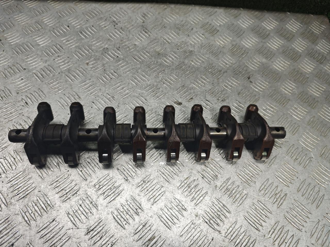 коромысло клапана (рокер) Chrysler Stratus 1 поколение 1998, 2.0 л., бензин, МКПП, седан - фото №1