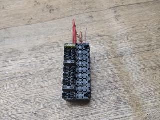 блок предохранителей Mercedes-Benz E-Класс W210/S210 [рестайлинг] 2001, 2.7 л., дизель, МКПП, седан, 0015459301