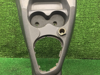 Декоративная накладка центральной консоли Renault Logan 2 поколение [рестайлинг] 2019, 1.6 л., бензин, МКПП, седан