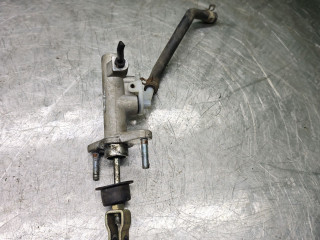 цилиндр сцепления главный Chery Tiggo (T11) 1 поколение 2007, 1.8 л., бензин, МКПП, внедорожник 5 дв., 8200176511