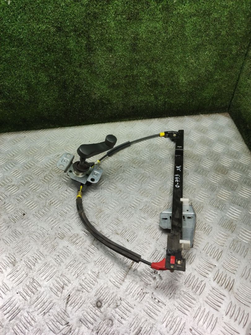 стеклоподъемник задний правый Volkswagen Passat B4 1995, 2.0 л., бензин, МКПП, универсал - фото №1