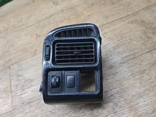 дефлектор обдува салона Toyota Avensis 1 поколение (T220) 1998, 2.0 л., дизель, МКПП, седан