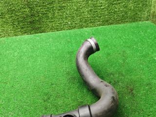 патрубок радиатора Skoda Superb 1 поколение 2006, 2.8 л., бензин, АКПП, седан