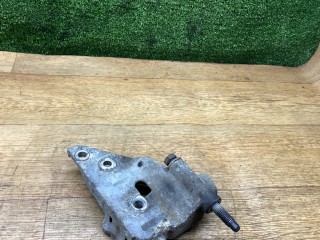кронштейн (крепление) Dodge Stratus 1 поколение 1999, 2.0 л., бензин, АКПП, седан, 4593336