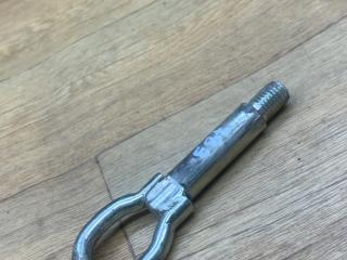 крюк буксировочный Skoda Fabia 1 поколение [рестайлинг] 2007, 1.2 л., бензин, МКПП, седан