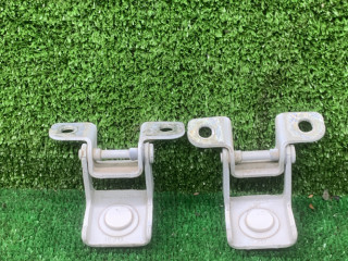 петля крышки багажника Renault Duster 1 поколение [рестайлинг] 2017, 2.0 л., бензин, МКПП, внедорожник 5 дв., полный привод, 844005242R