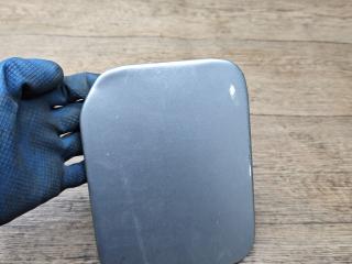 лючок топливного бака Mitsubishi Space Wagon 3 поколение (Typ N50) 2000, 2.4 л., бензин, МКПП, минивэн