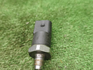 датчик давления топлива Mercedes-Benz E-Класс W210/S210 [рестайлинг] 2001, 2.7 л., дизель, МКПП, седан, 0281002239, 0041531528