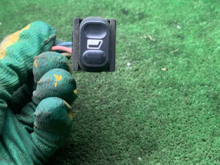 блок управления стеклоподъемниками задней правой Peugeot 605 1 поколение [рестайлинг] 1994, 2.0 л., Ti, бензин, АКПП, седан