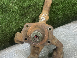 кулак задний левый Suzuki Baleno 1 поколение 1997, 1.6 л., бензин, МКПП, универсал