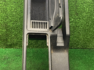 подлокотник Peugeot 605 1 поколение [рестайлинг] 1994, 2.0 л., Ti, бензин, АКПП, седан