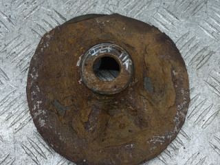 опора амортизатора верхняя (чашка) Mazda 323 5 поколение 1998, 1.5 л., бензин, МКПП, хетчбэк 3 дв.