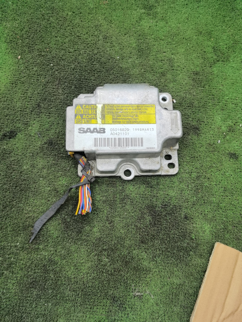 блок AirBag Saab 9-3 1 поколение 2002, 2.0 л., бензин, МКПП, хетчбэк 5 дв., 05016829, 1998MAR13 - фото №1