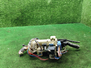 блок предохранителей Toyota Corolla 7 поколение (E100) 1995, 1.6 л., 4A-FE, бензин, МКПП, хетчбэк 3 дв.