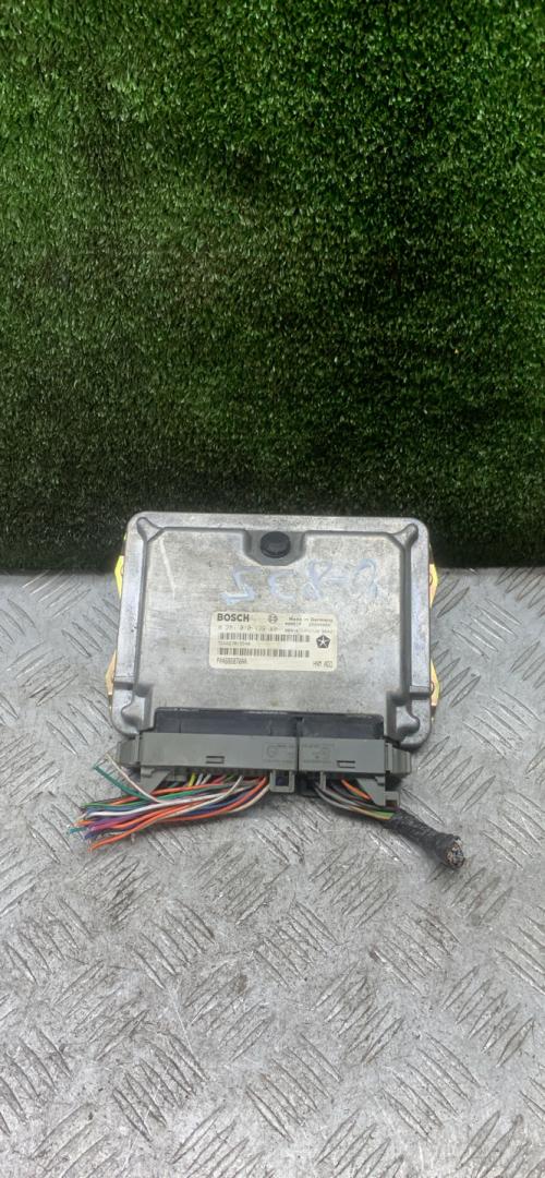 блок управления двигателем Chrysler Voyager 3 поколение 1999, 2.5 л., дизель, МКПП, минивэн, 0281010139 - фото №1