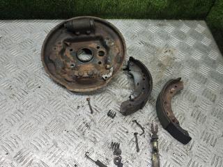 защитный кожух тормозного механизма Renault Laguna 1 поколение 1998, 1.8 л., бензин, МКПП, хетчбэк 5 дв.