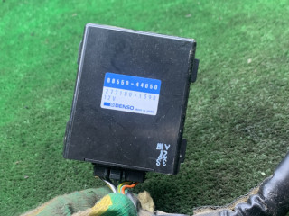 блок управления печки / климат-контроля Toyota Picnic 1 поколение XM10 2000, 2.0 л., бензин, МКПП, минивэн, 8865044050